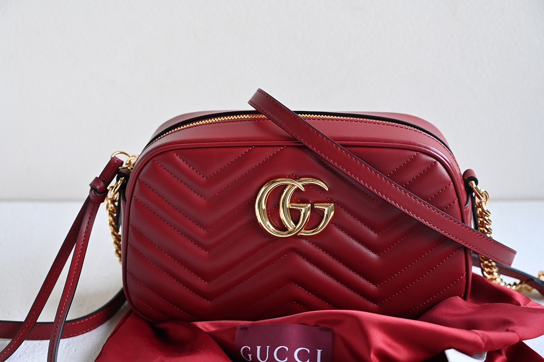 Small GG Marmont chain shoulder bag