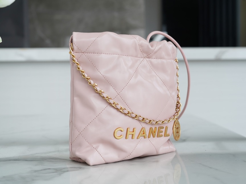 Chanel   23S   22Bag   Mini    Diamond Quilting Drawstring Closure Chain Shiny Grain Calfskin   Bucket Shoulder Bag   Crossbody Bag