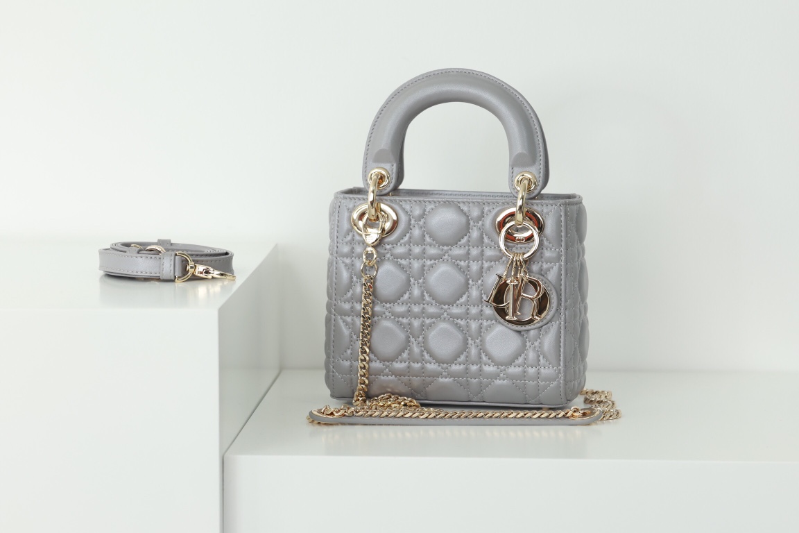 Dior Lady Dior Removable Chain Shoulder Strap 3-Quilted Cannage Detail Sheep Leather Princess Diana Bag Shoulder Crossbody Handbag