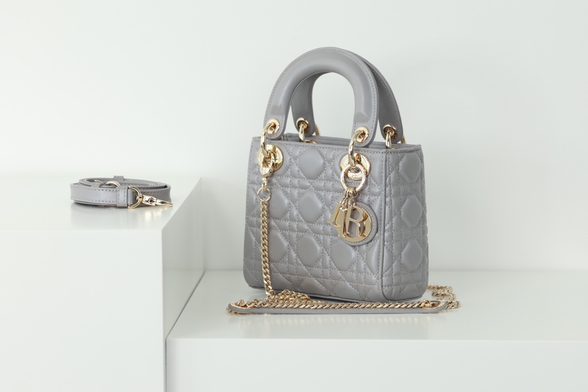 Dior Lady Dior Removable Chain Shoulder Strap 3-Quilted Cannage Detail Sheep Leather Princess Diana Bag Shoulder Crossbody Handbag