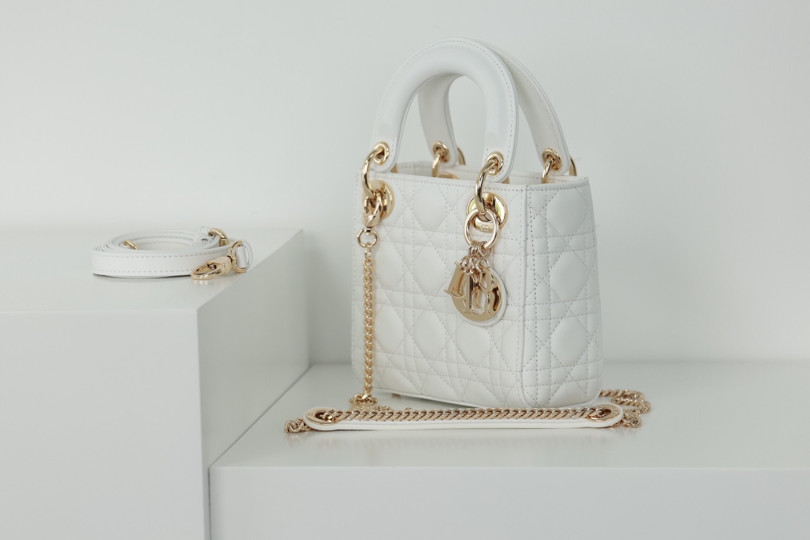 Dior Lady Dior Removable Chain Shoulder Strap 3-Quilted Cannage Detail Sheep Leather Princess Diana Bag Shoulder Crossbody Handbag